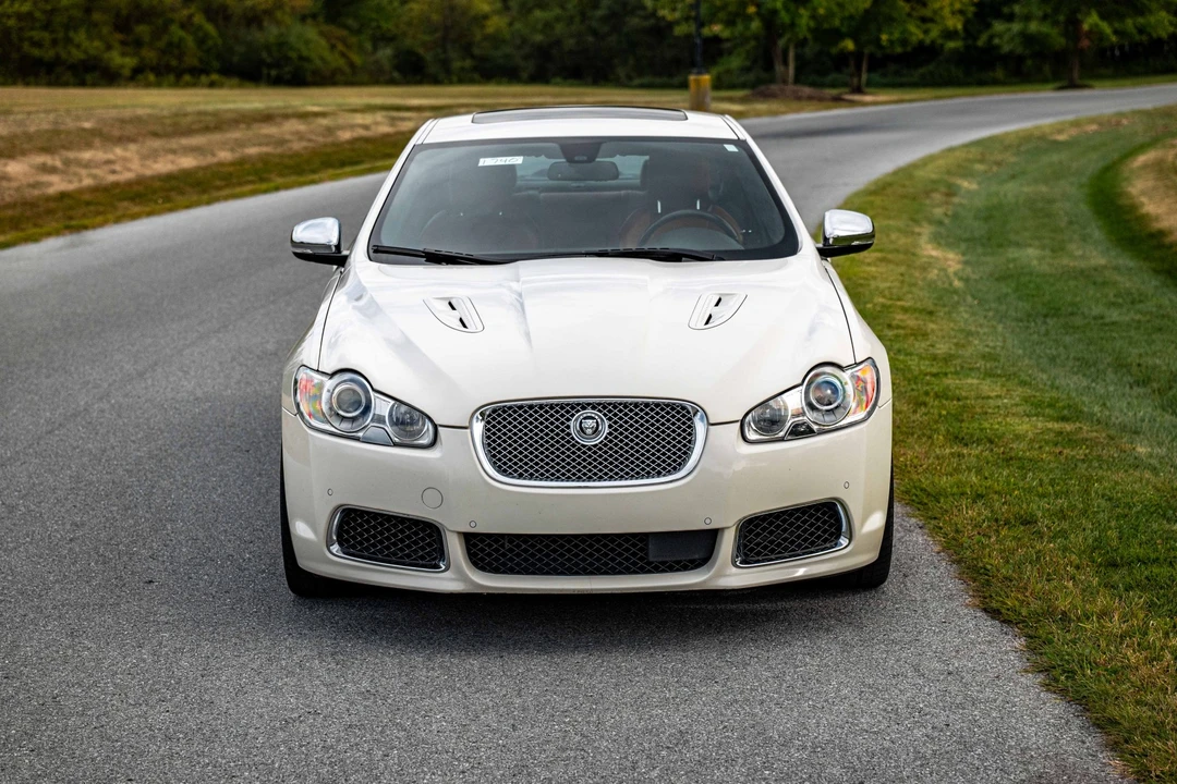 2010 Jaguar X250 XFR - Image 8 of 31