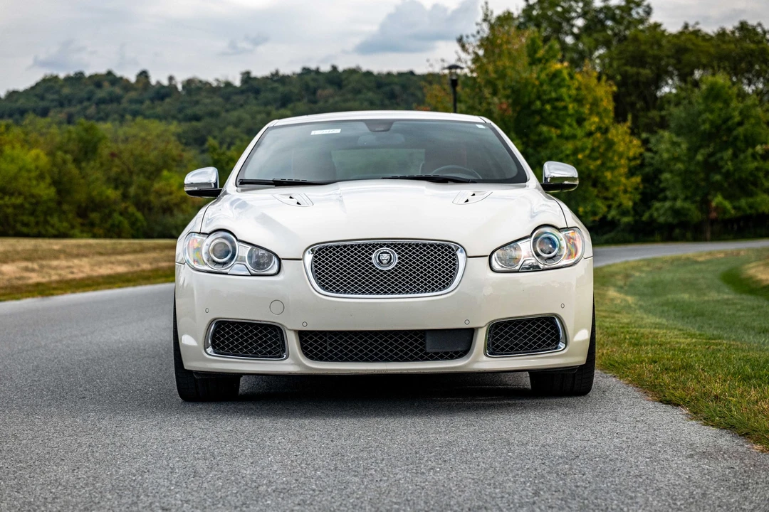 2010 Jaguar X250 XFR - Image 9 of 31
