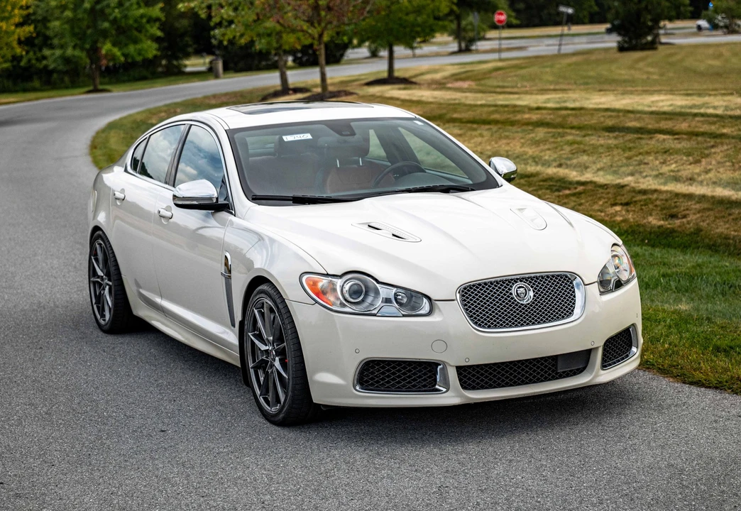 2010 Jaguar X250 XFR - Image 10 of 31