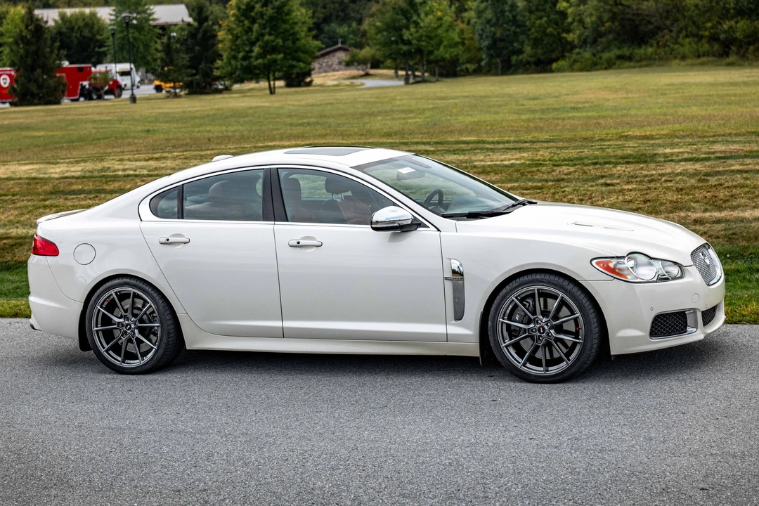 2010 Jaguar X250 XFR - Image 14 of 31