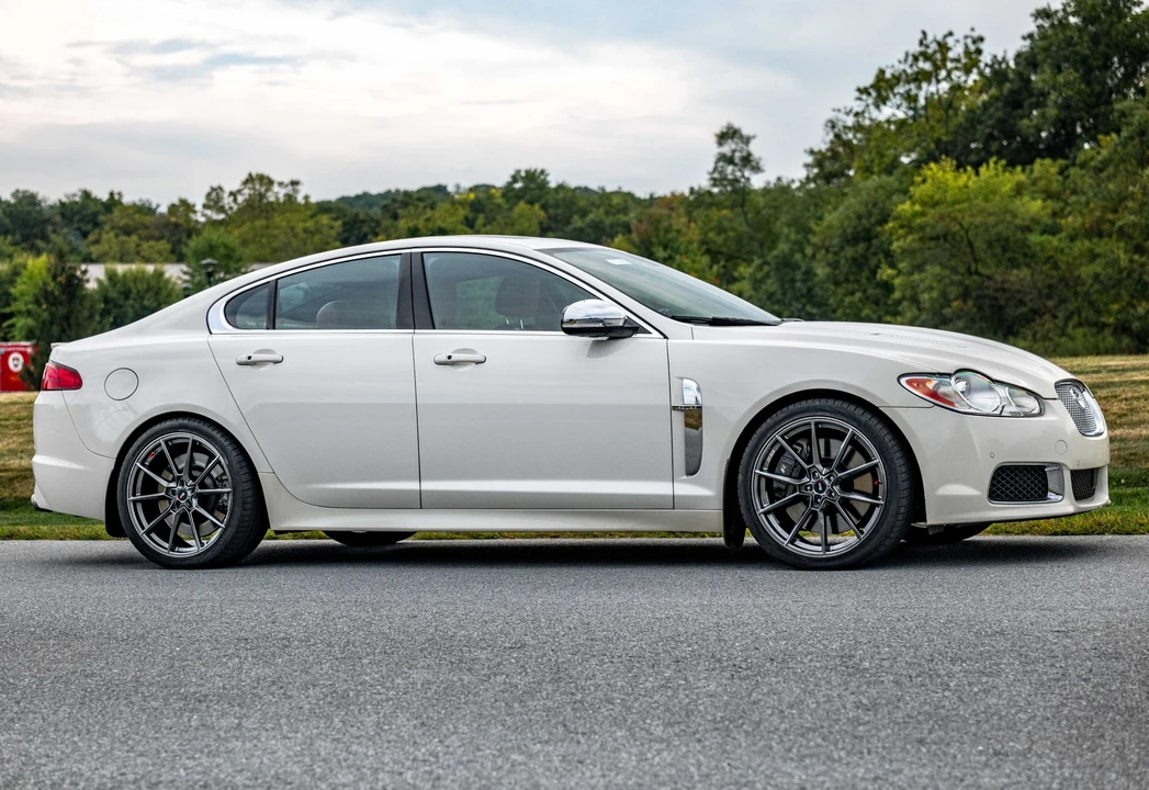 2010 Jaguar X250 XFR - Image 15 of 31
