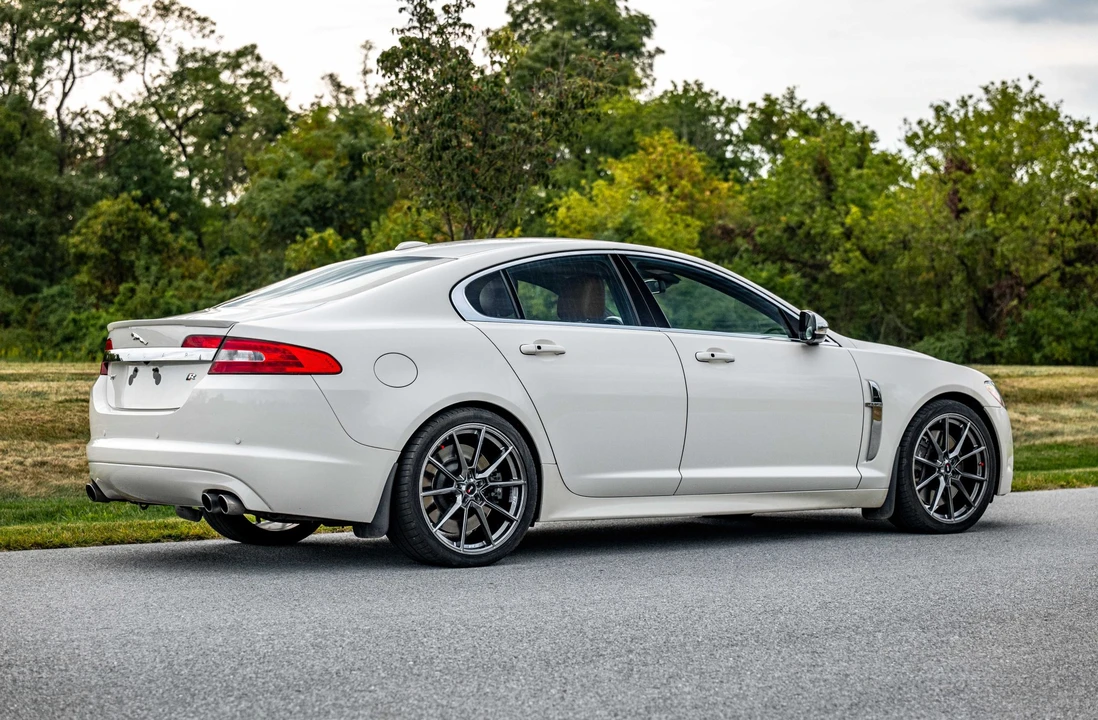 2010 Jaguar X250 XFR - Image 19 of 31