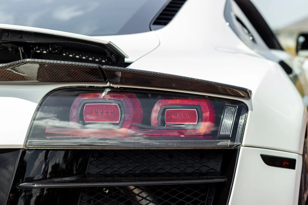 2011 Audi 42 R8 - Image 17 of 31