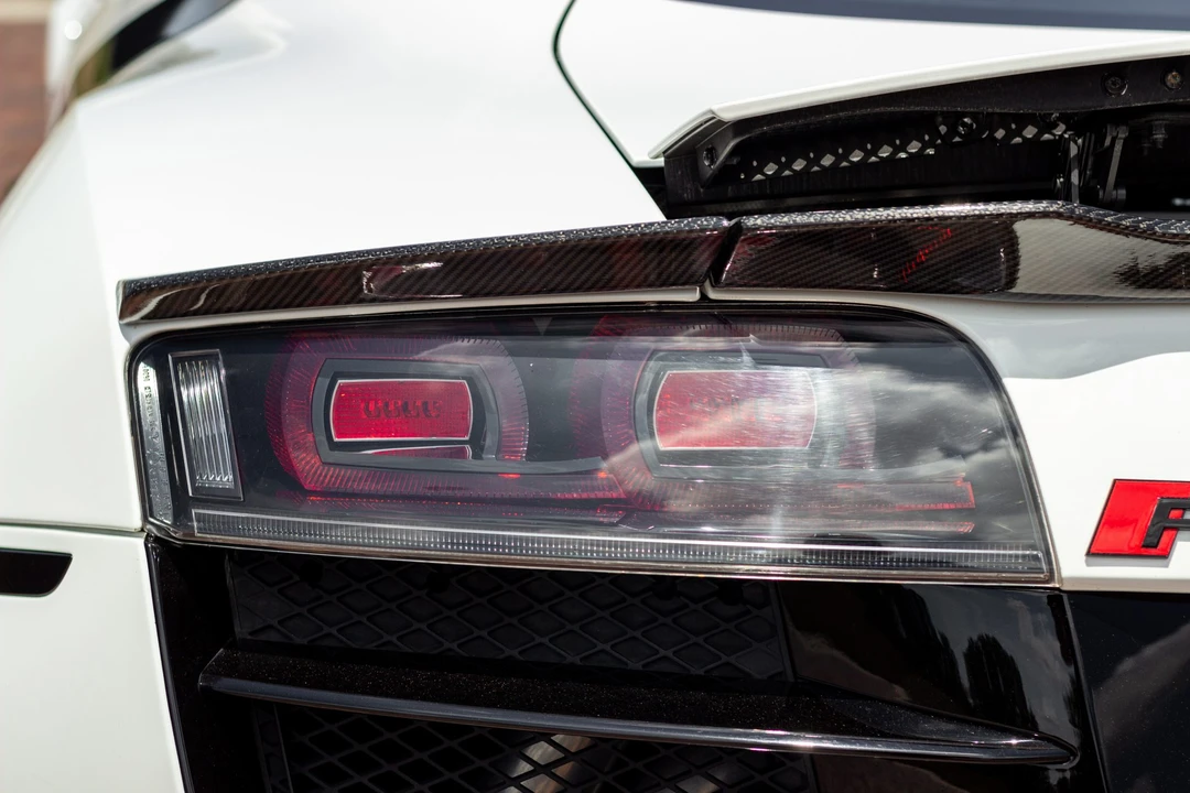 2011 Audi 42 R8 - Image 16 of 31