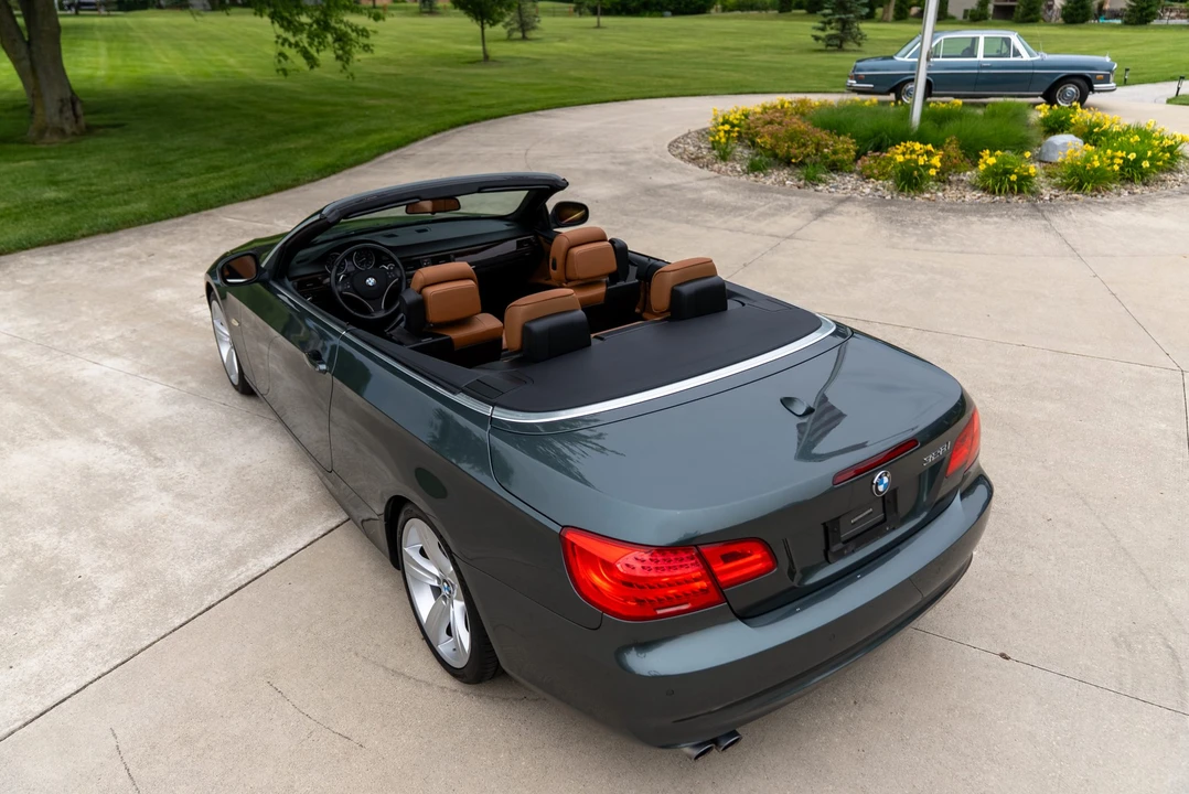 2011 BMW E93 3 Series Convertible - Image 19 of 31