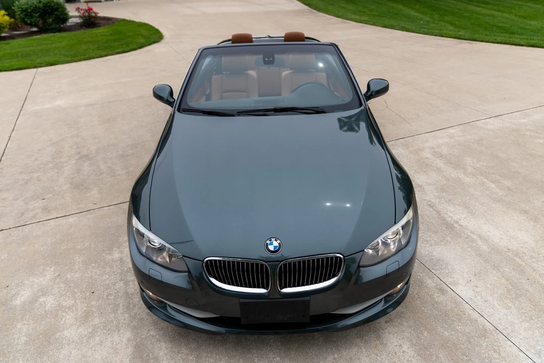 2011 BMW E93 3 Series Convertible - Image 17 of 31