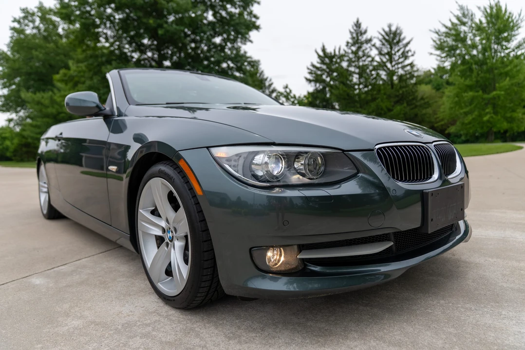 2011 BMW E93 3 Series Convertible - Image 22 of 31