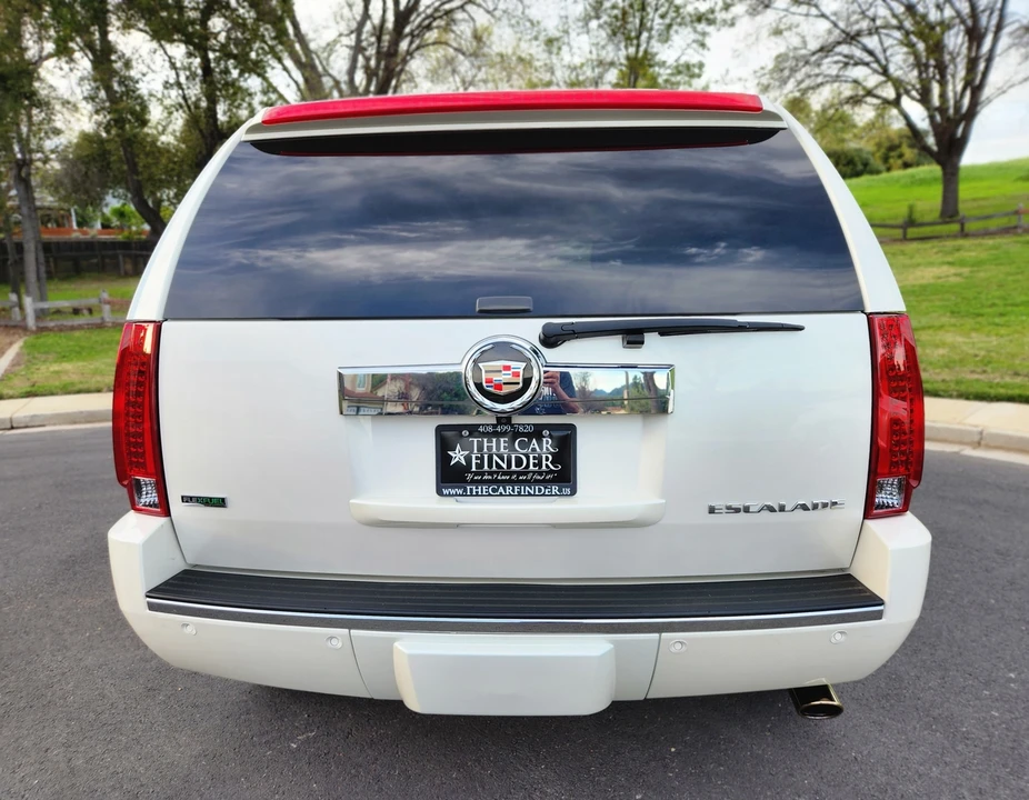 2011 Cadillac Escalade & EXT 3rd Gen - Image 24 of 31