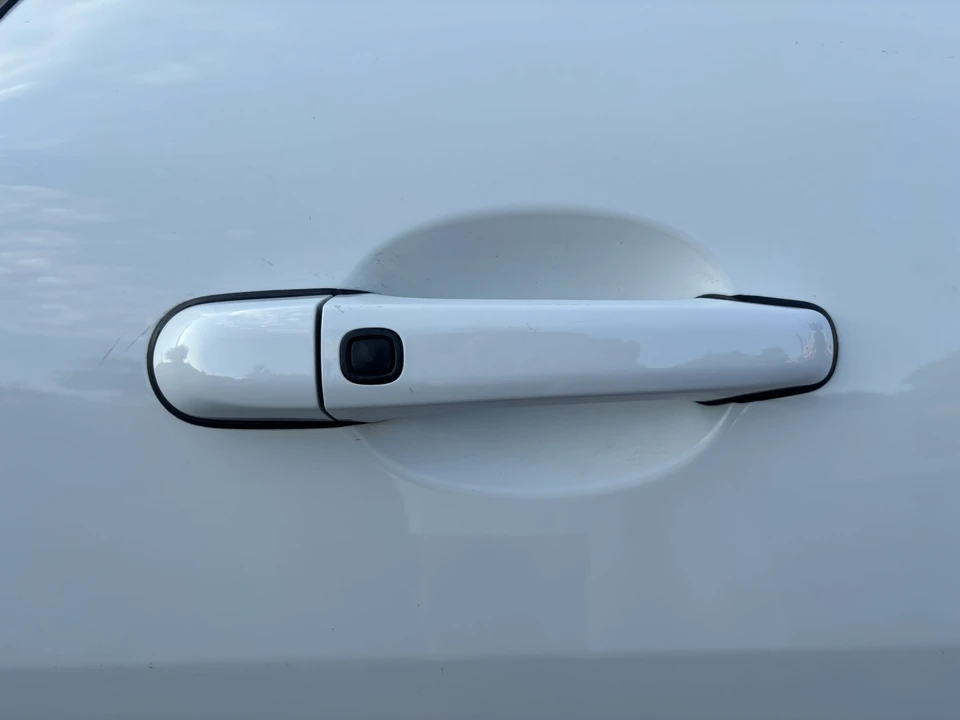 2011 Jaguar X150 XKR - Image 19 of 31