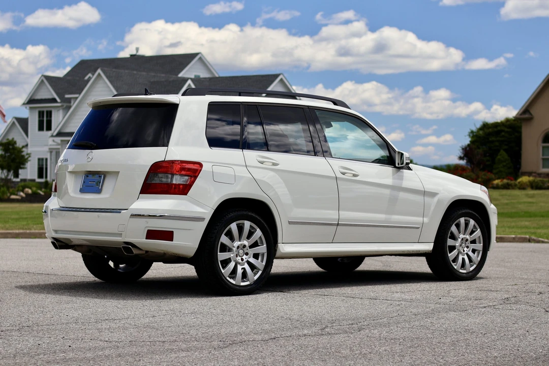 2011 Mercedes-Benz GLK-Class - Image 10 of 31