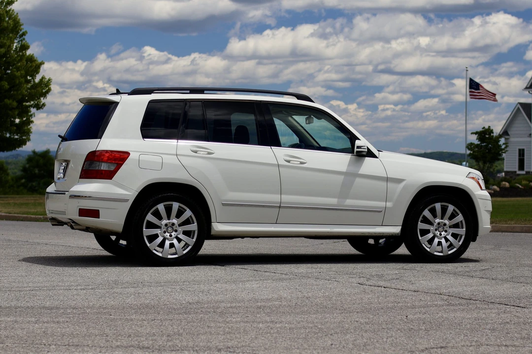 2011 Mercedes-Benz GLK-Class - Image 9 of 31