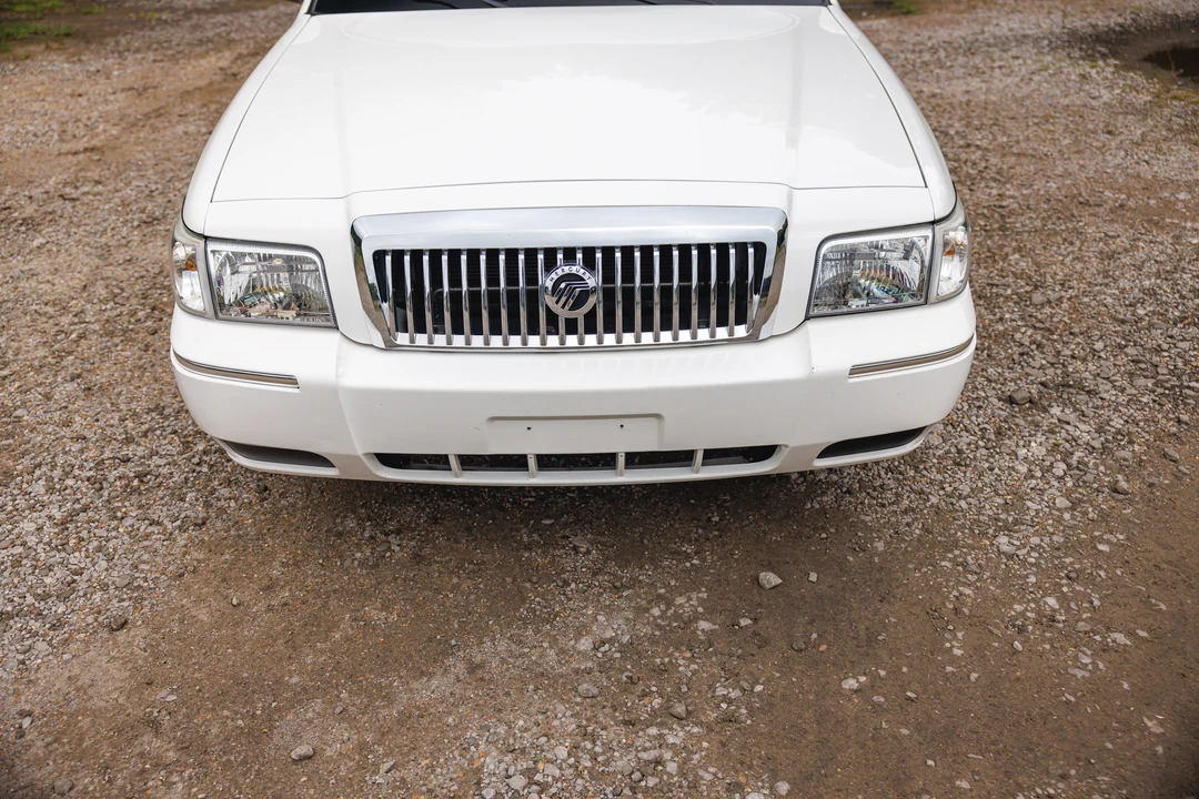 2011 Mercury Grand Marquis - Image 15 of 31