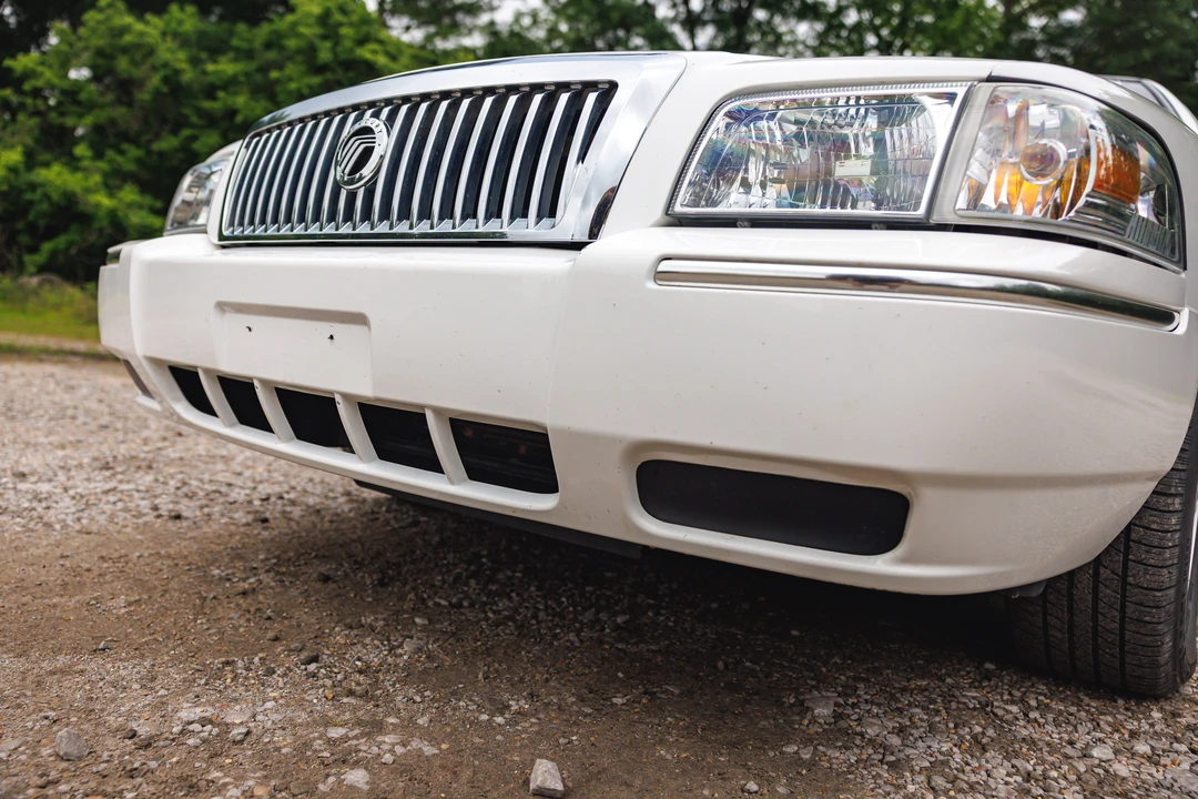 2011 Mercury Grand Marquis - Image 24 of 31