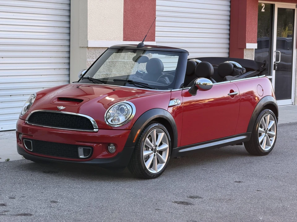 2011 Mini Mini 2nd Gen - Image 4 of 31