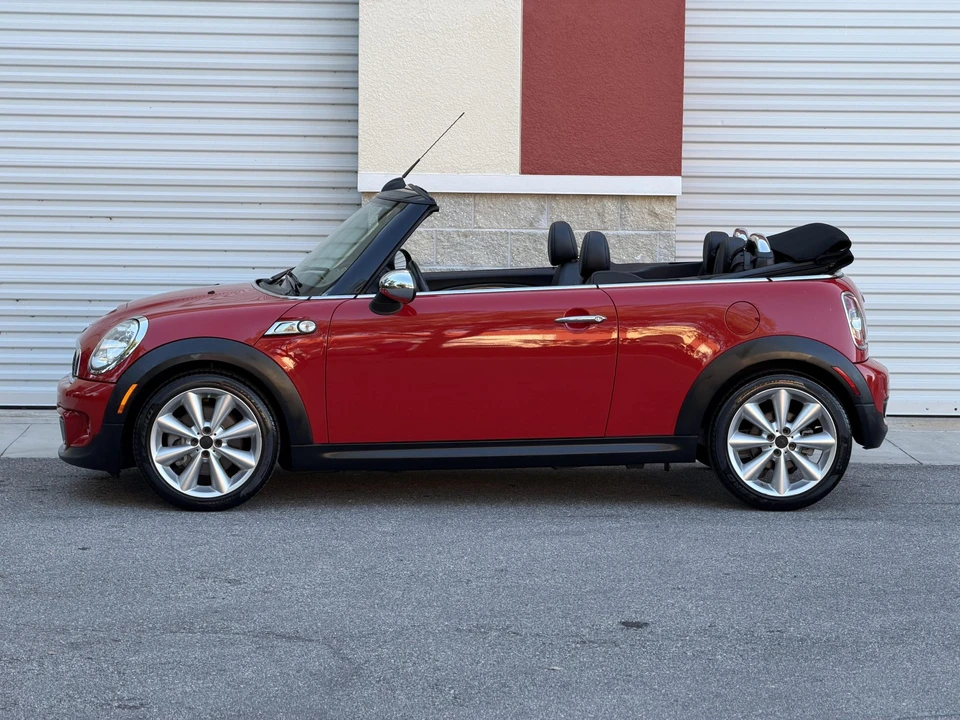 2011 Mini Mini 2nd Gen - Image 12 of 31