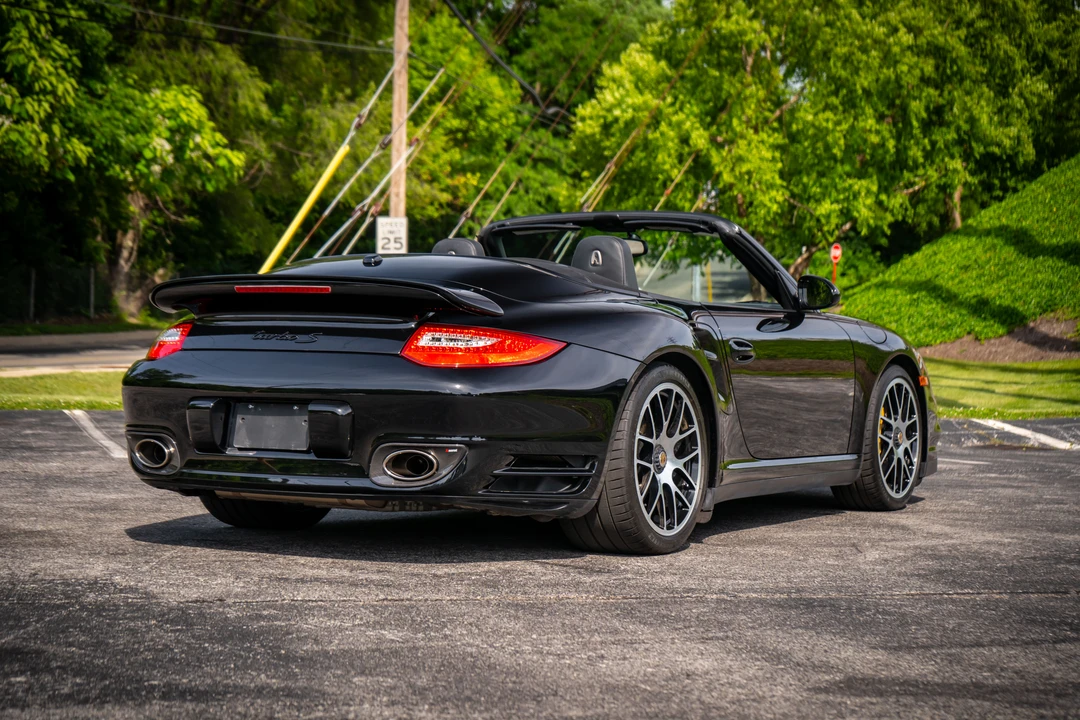 2011 Porsche 997 Turbo S - Image 23 of 31