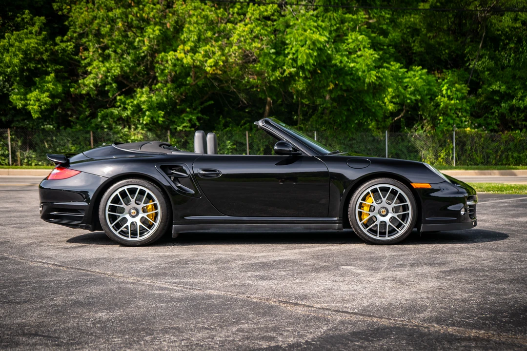 2011 Porsche 997 Turbo S - Image 20 of 31
