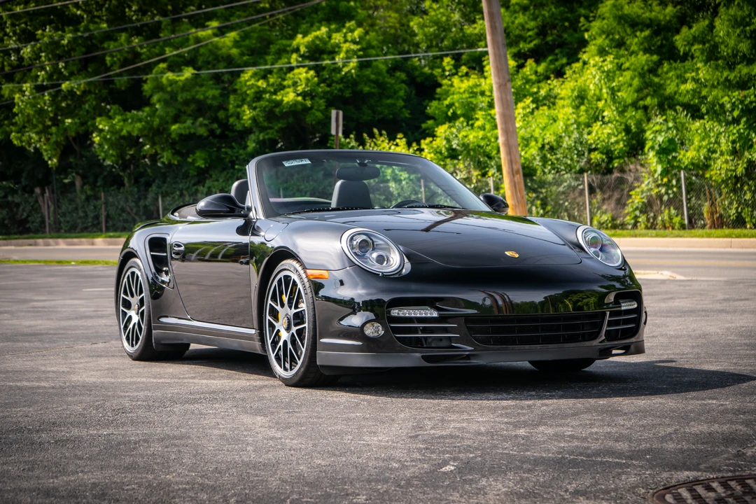 2011 Porsche 997 Turbo S - Image 15 of 31