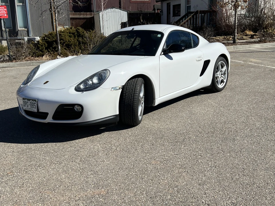 2011 Porsche 987 Cayman - Image 2 of 31