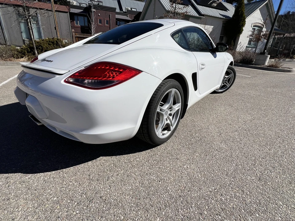 2011 Porsche 987 Cayman - Image 16 of 31