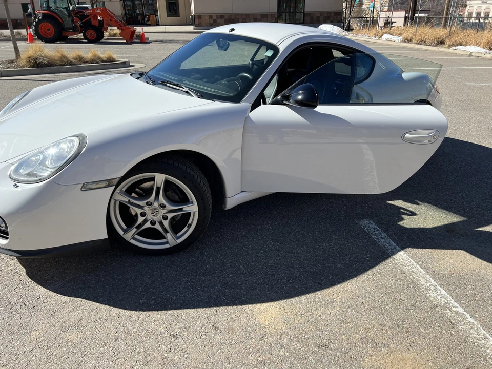 2011 Porsche 987 Cayman - Image 23 of 31