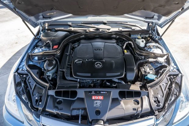 2012 Mercedes-Benz C207/A207 E-Class Coupe & Convertible - Image 6 of 8