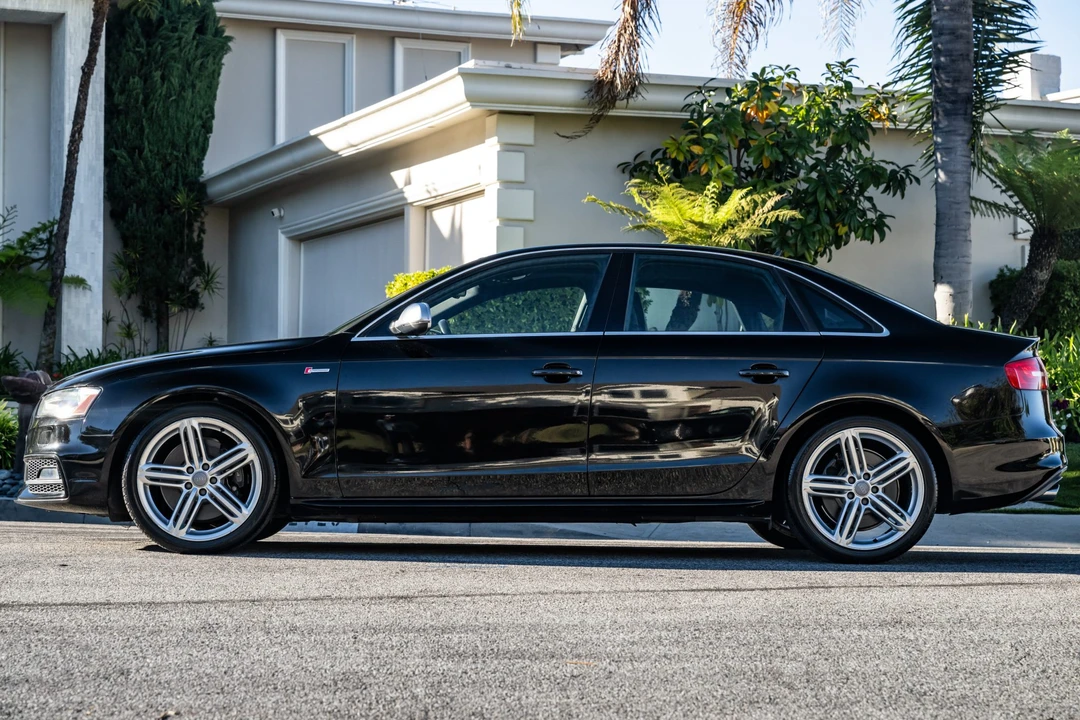 2013 Audi B8 S4 - Image 5 of 31
