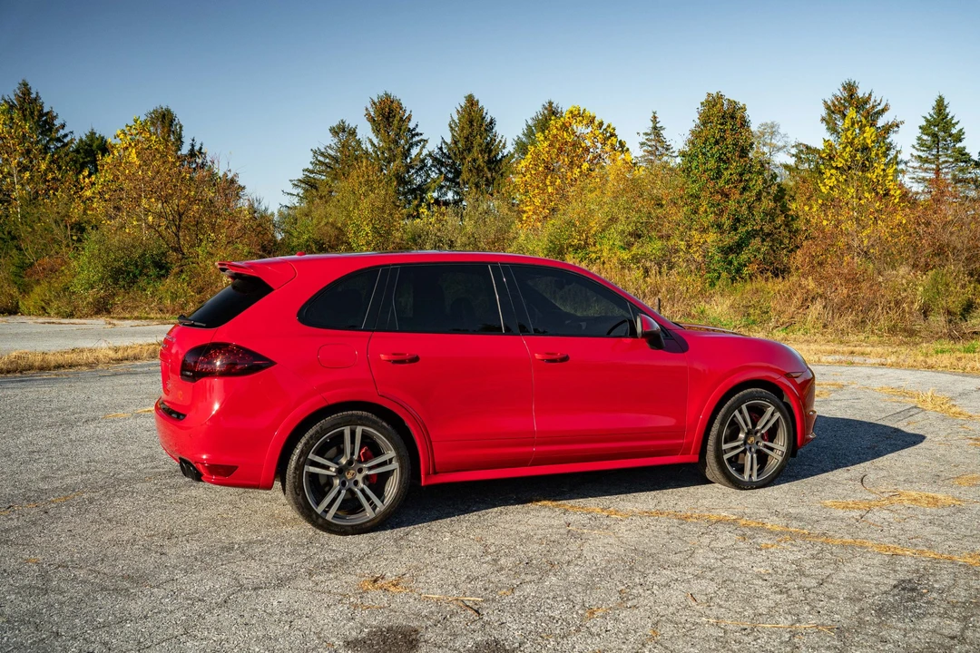 2013 Porsche 958 Cayenne GTS - Image 15 of 31