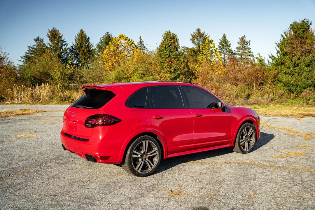 2013 Porsche 958 Cayenne GTS - Image 17 of 31