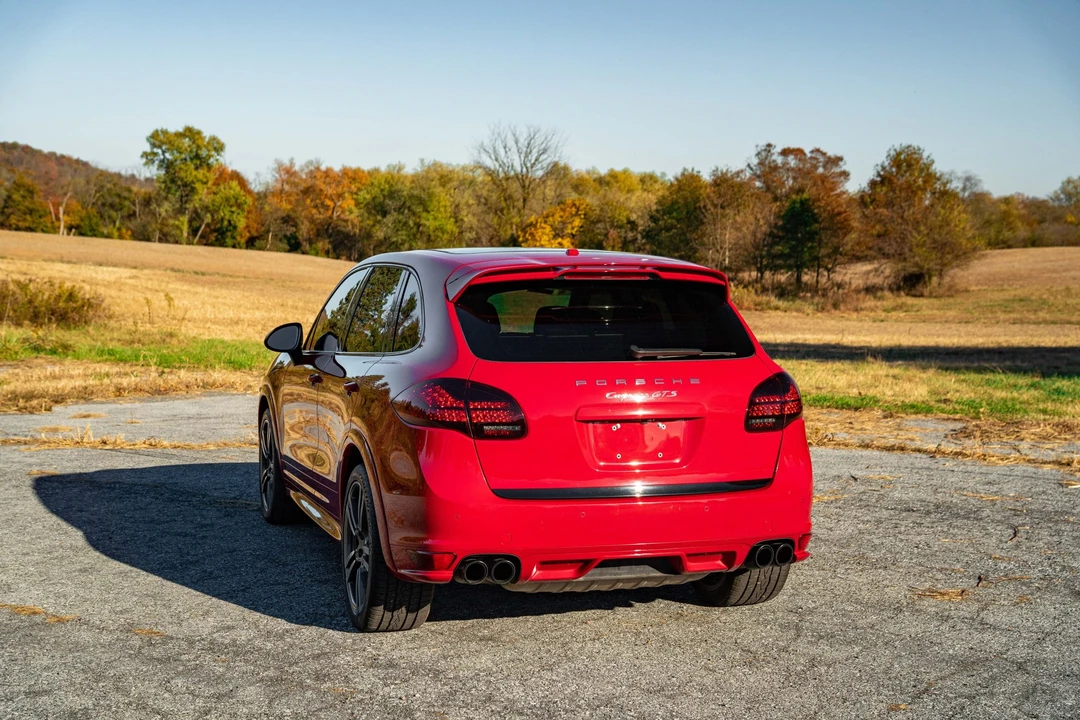 2013 Porsche 958 Cayenne GTS - Image 27 of 31