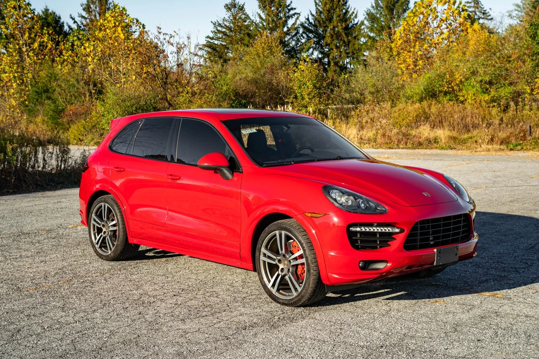 2013 Porsche 958 Cayenne GTS - Image 4 of 31