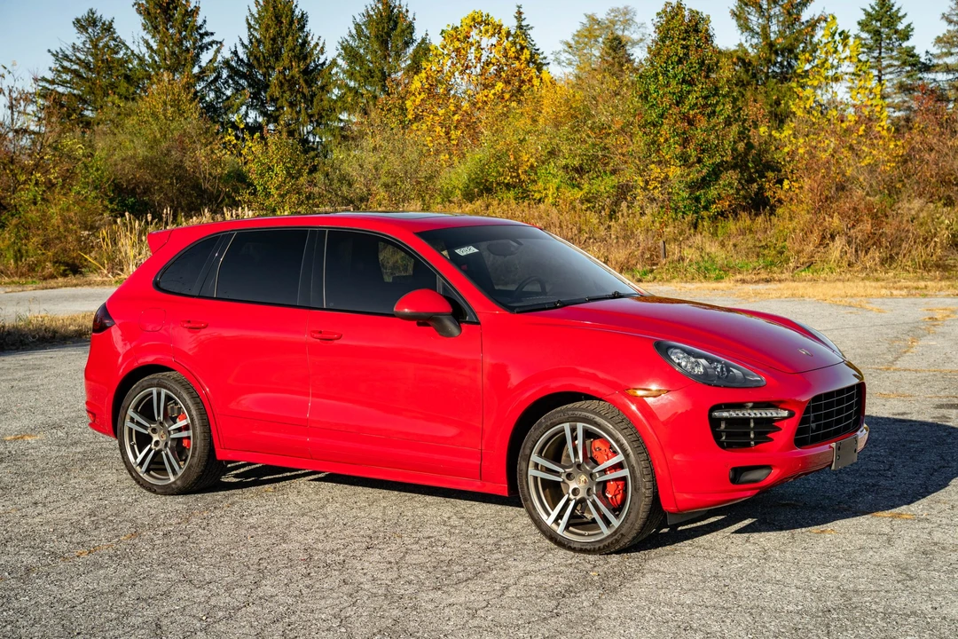 2013 Porsche 958 Cayenne GTS - Image 6 of 31