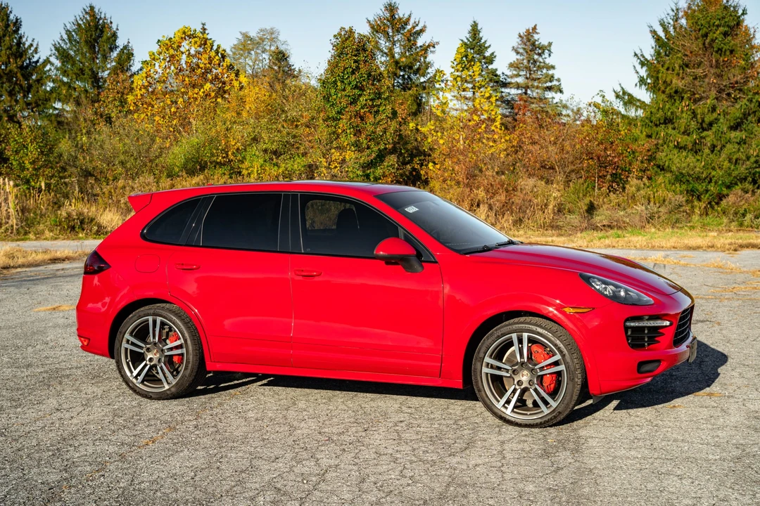 2013 Porsche 958 Cayenne GTS - Image 8 of 31