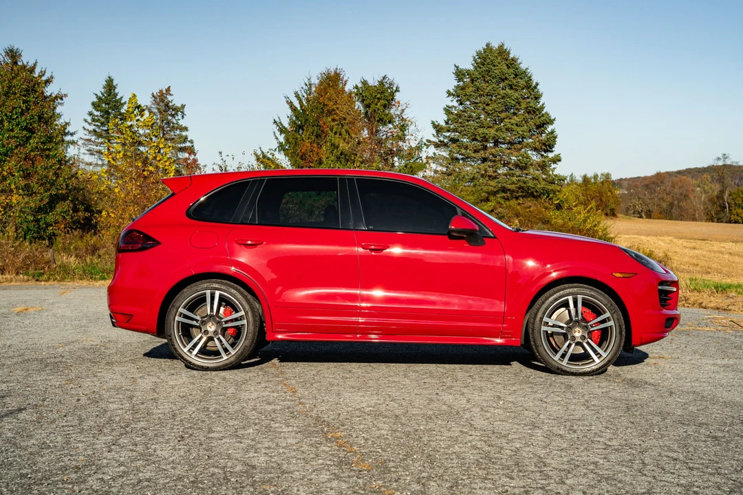 2013 Porsche 958 Cayenne GTS - Image 12 of 31