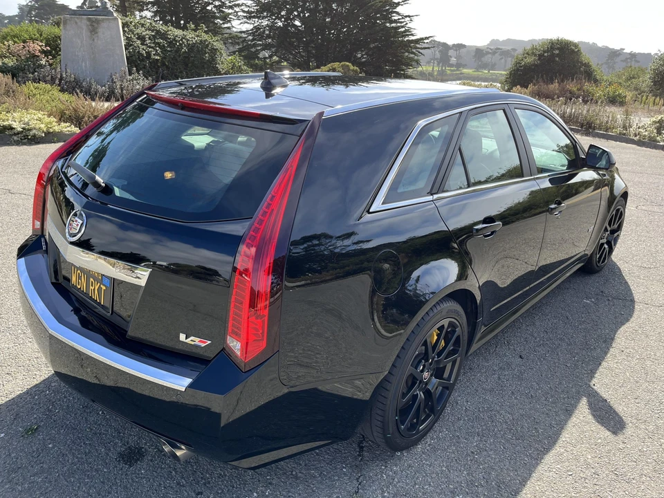 2014 Cadillac CTS-V 3rd Gen - Image 11 of 31