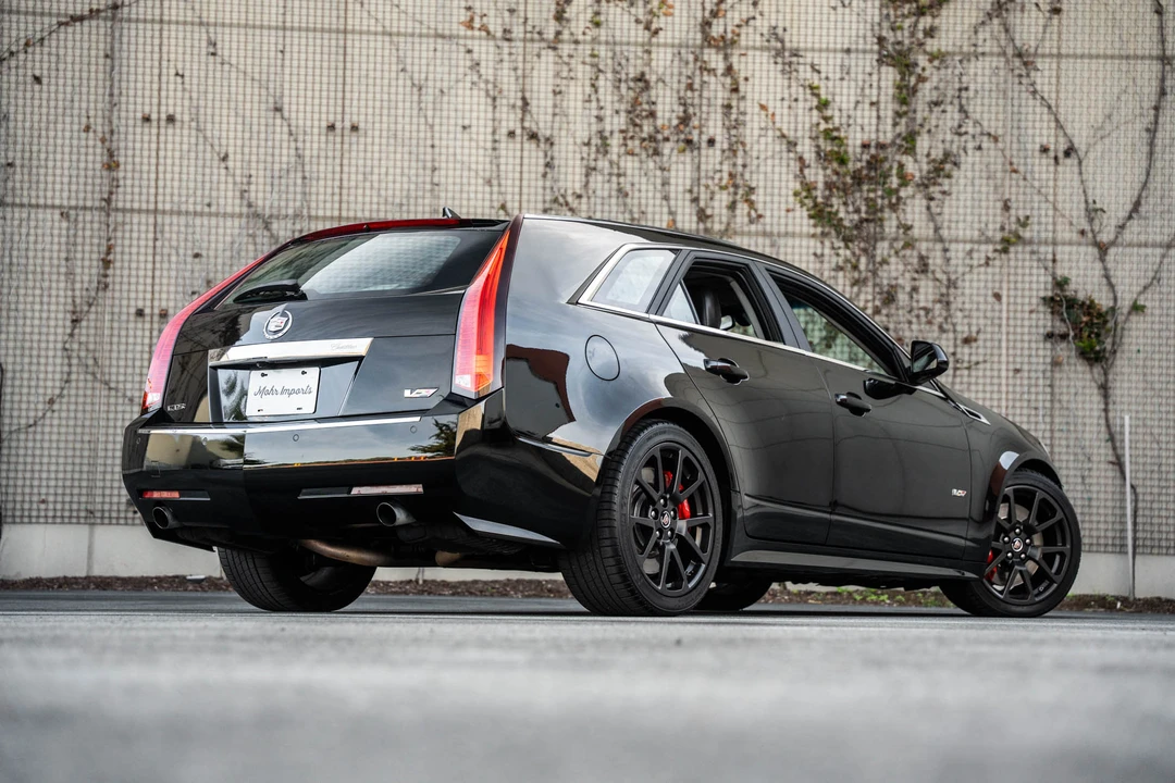 2014 Cadillac CTS-V 2nd Gen - Image 26 of 31