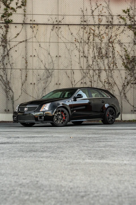 2014 Cadillac CTS-V 2nd Gen - Image 2 of 31