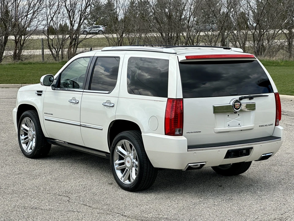2014 Cadillac Escalade & EXT 3rd Gen - Image 9 of 31