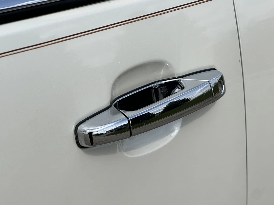 2014 Cadillac Escalade & EXT 3rd Gen - Image 22 of 31