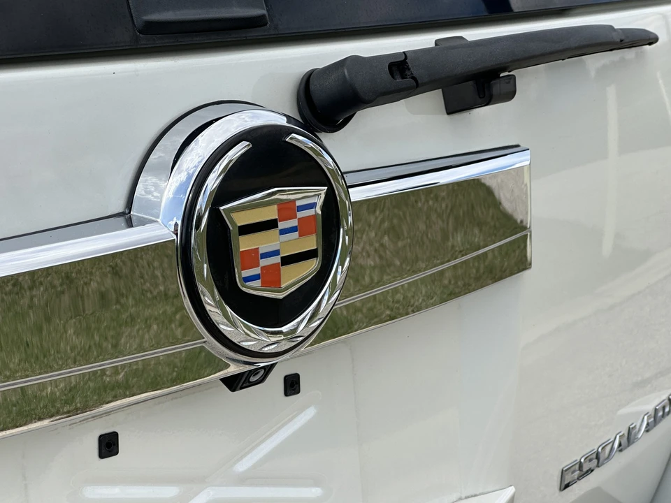 2014 Cadillac Escalade & EXT 3rd Gen - Image 30 of 31