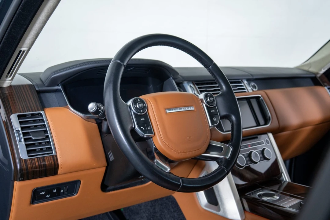 2014 Land Rover Range Rover L405 - Image 5 of 7