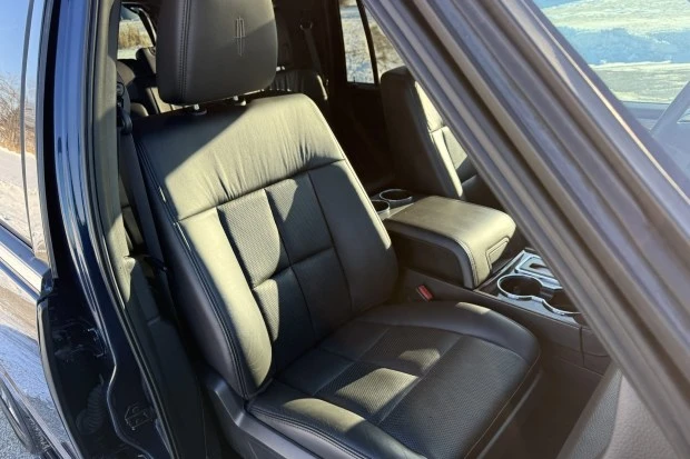 2014 Lincoln Navigator 3rd Gen - Image 4 of 8