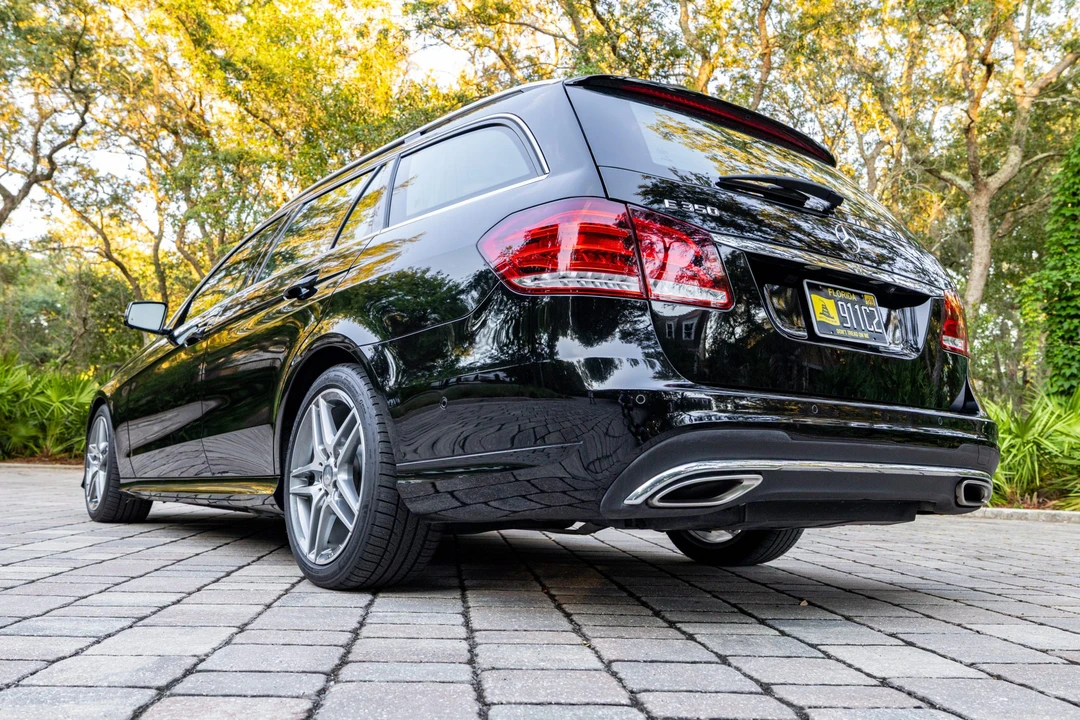 2015 Mercedes-Benz W212 E-Class - Image 14 of 31