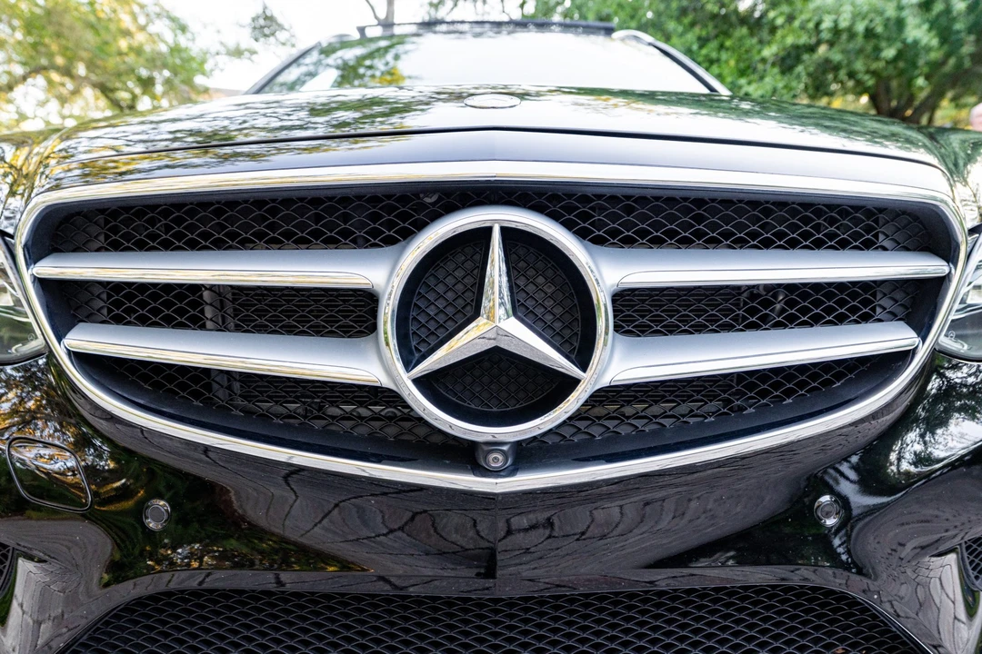 2015 Mercedes-Benz W212 E-Class - Image 17 of 31