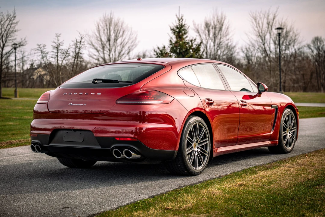 2015 Porsche 970 Panamera - Image 18 of 31
