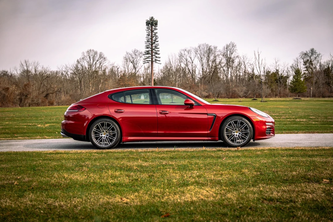 2015 Porsche 970 Panamera - Image 22 of 31