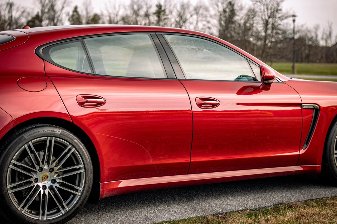 2015 Porsche 970 Panamera - Image 30 of 31