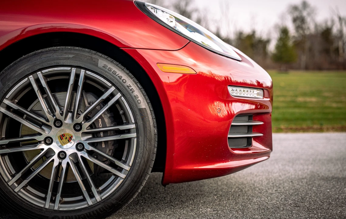 2015 Porsche 970 Panamera - Image 27 of 31