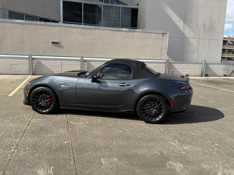 2016 Mazda ND MX-5 Miata - Image 9 of 31