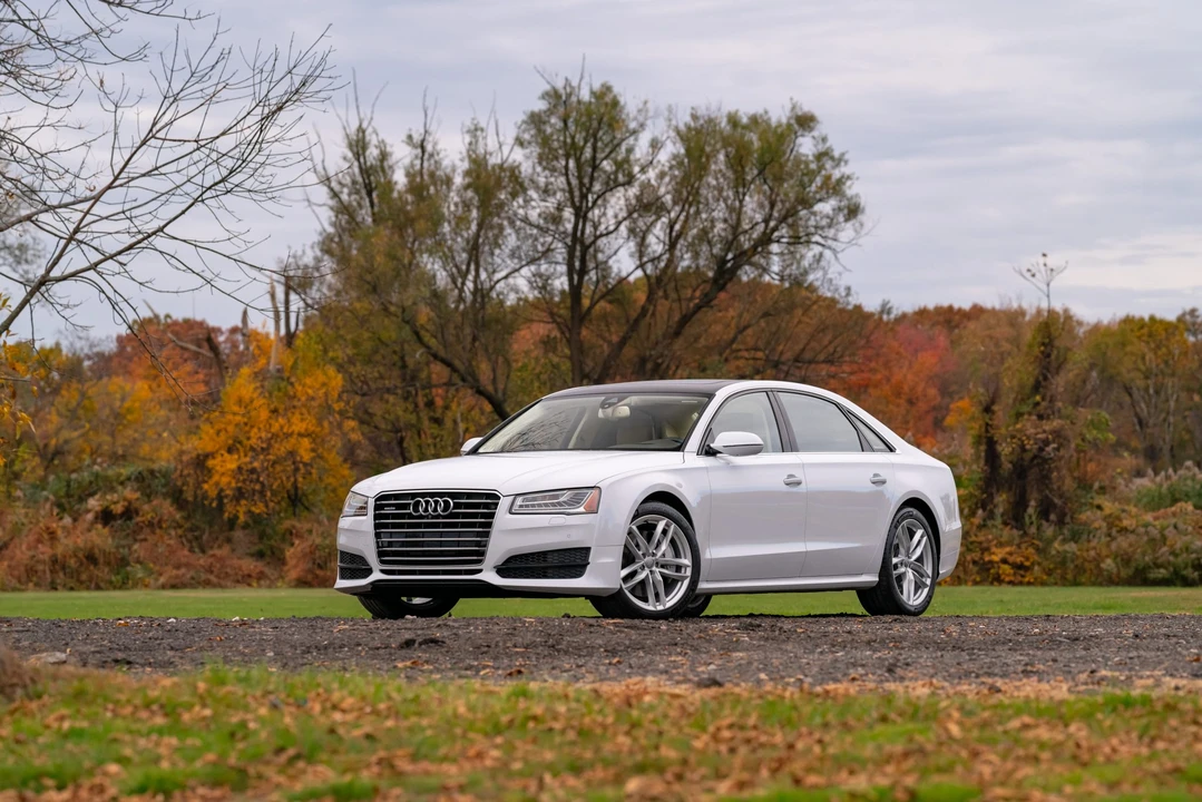 2017 Audi D4 A8 - Image 2 of 31